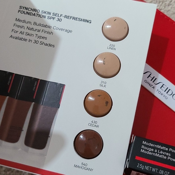 Shiseido Makeup Bag & Lots Of Samples ALL NEW - Picture 5 of 6